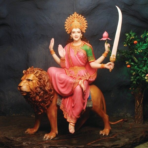 नवरात्रि के छठे दिन किस माता की पूजा की जाती है