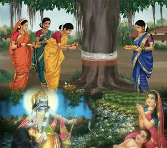🪷 व्रत की तैयारी: सुबह स्नान करके साफ वस्त्र पहनें। व्रत का संकल्प लें। पूजा स्थान पर वट वृक्ष (या उसका चित्र) स्थापित करें। 🛐 पूजा सामग्री: रोली, हल्दी, अक्षत, फूल, धूप, दीप, जल, मौली, कच्चा सूत, फल, मिठाई। सावित्री-सत्यवान की मूर्ति या फोटो। 🔱 पूजा विधि: वट वृक्ष को जल चढ़ाएँ। रोली, हल्दी, अक्षत, फूल अर्पित करें। वट वृक्ष के चारों ओर सूत लपेटें (7, 11 या 21 बार) – परिक्रमा करें। सावित्री-सत्यवान की पूजा करें। कथा सुनें/पढ़ें – “सावित्री ने यमराज से अपने पति के प्राण वापस लिए।” दीप जलाकर आरती करें। पति को प्रणाम करके आशीर्वाद लें।