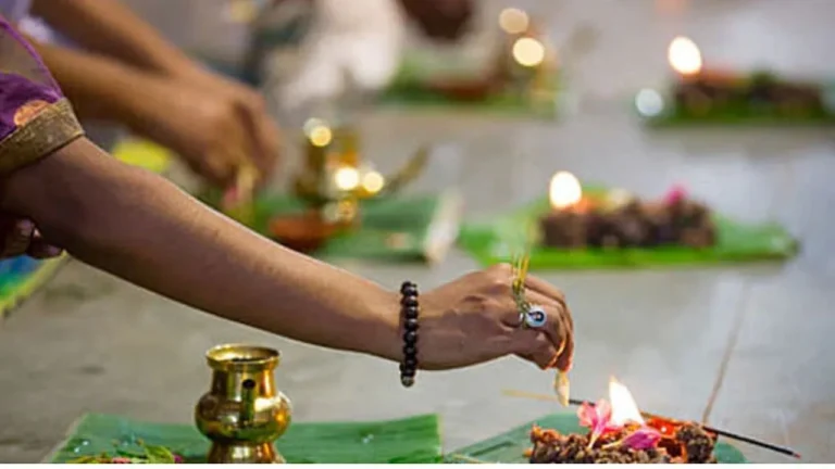 पितृ पक्ष तर्पण का महत्व और लाभ