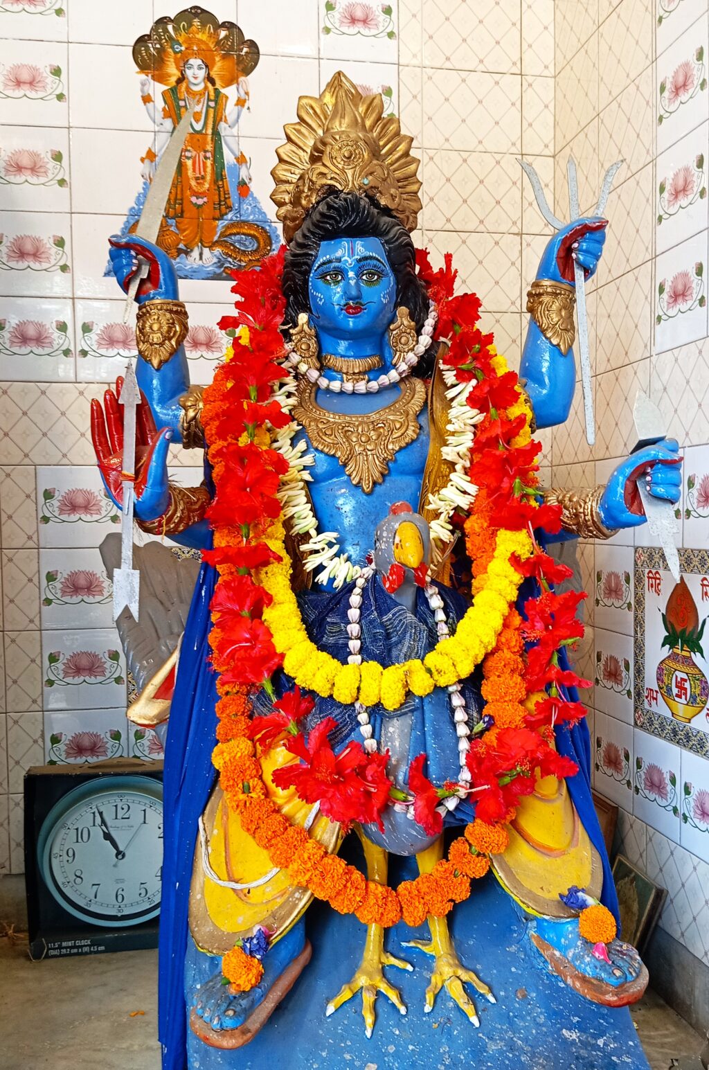 शनि व्रत से धन की कमी कैसे दूर होती है